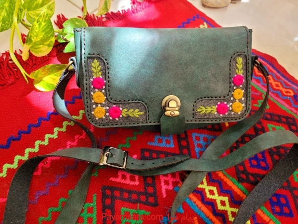 کیف چرم سنتی زنانه